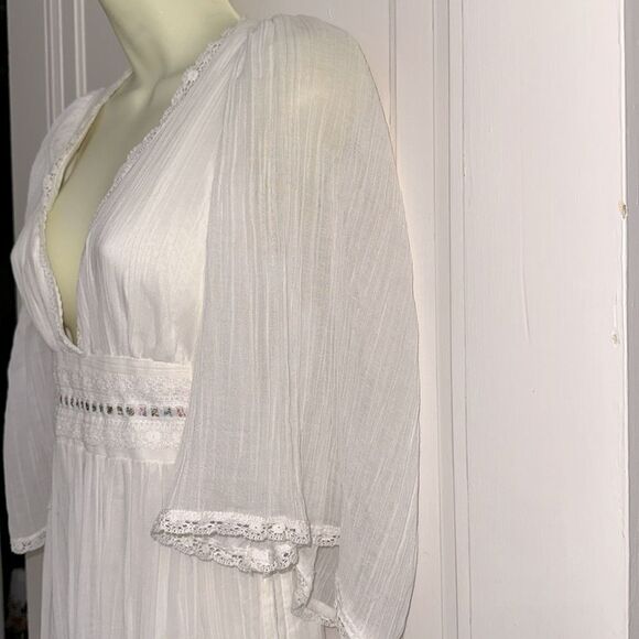 Vintage 70s Jack Kramer White V Neck Crinkle Cloth Flutter Sleeve Maxi Dress - Picture 3 of 8